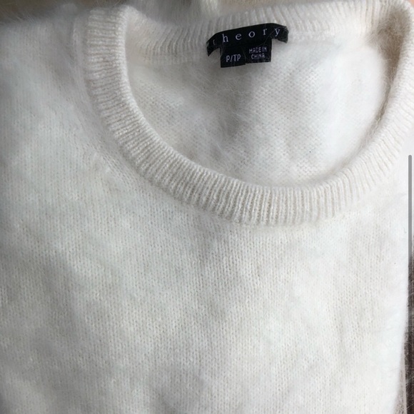 Warm Angora Sweater - Picture 5 of 5